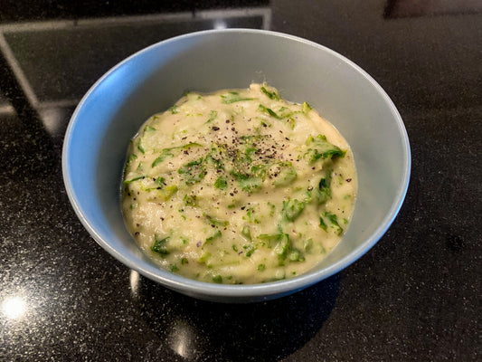 Creamy potatoes and kale soup