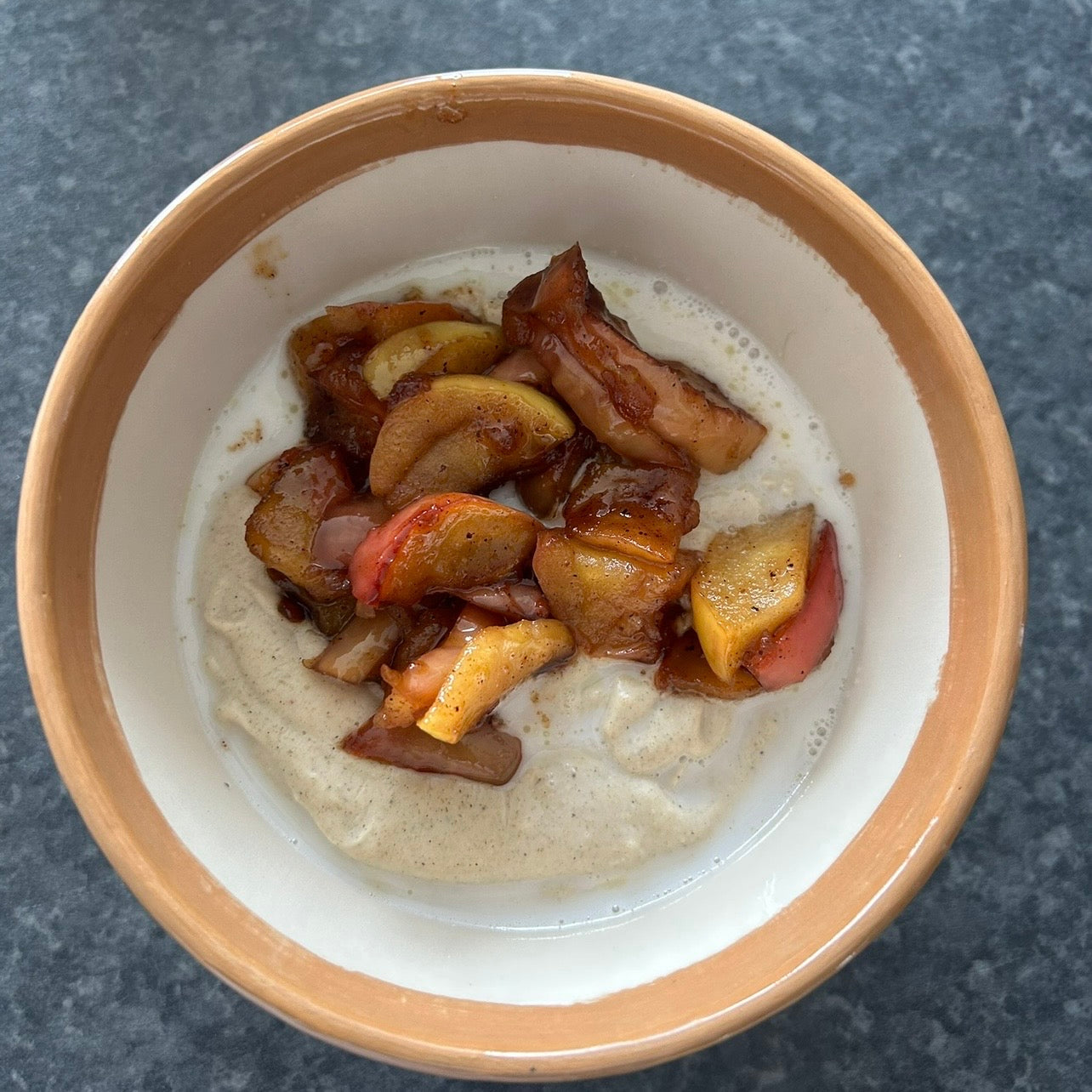 Creamy Hemp & Oat Porridge with Caramelised Apples