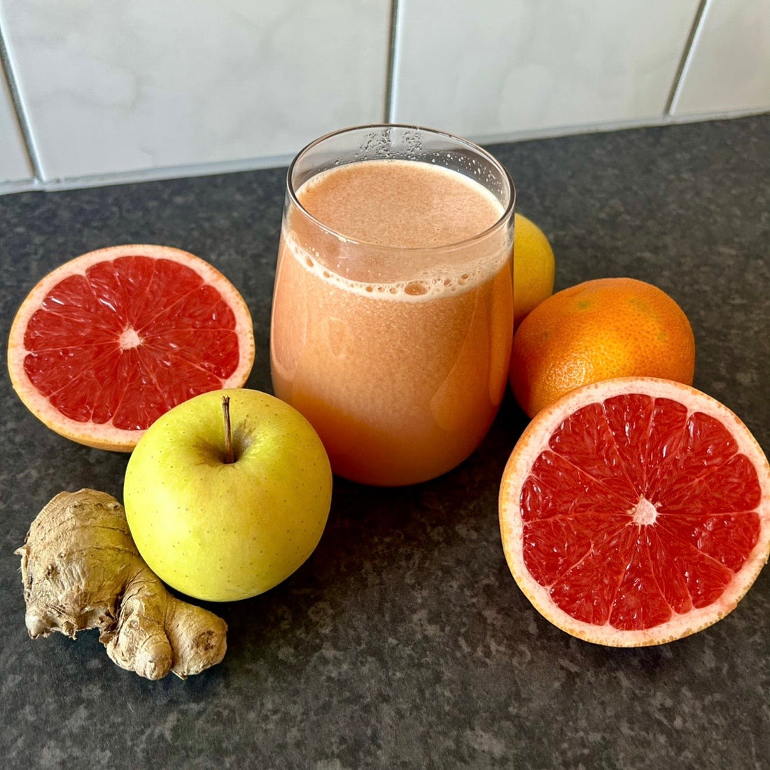Citrus Zing Juice (Naartjie, Grapefruit, Apple & Ginger Juice)