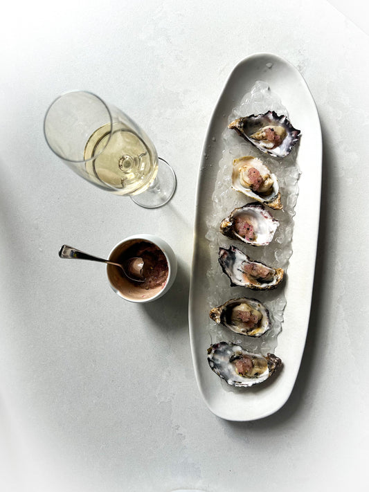 Oysters with Red Onion and Red Wine Vinegar Topping: An Easy Fine Dining Experience
